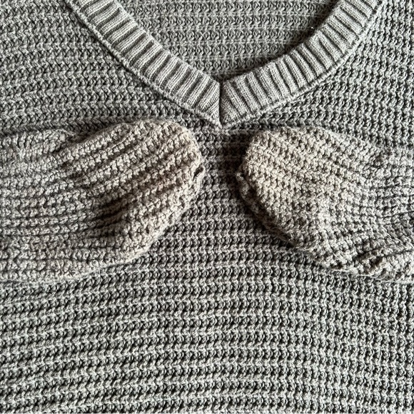 GUC Free People Moonshine V Oversized Cold Shoulder Sweater | Sz M | Olive Green - Picture 5 of 8